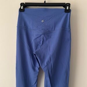 Lululemon on Flare Leggings size 6💙💜